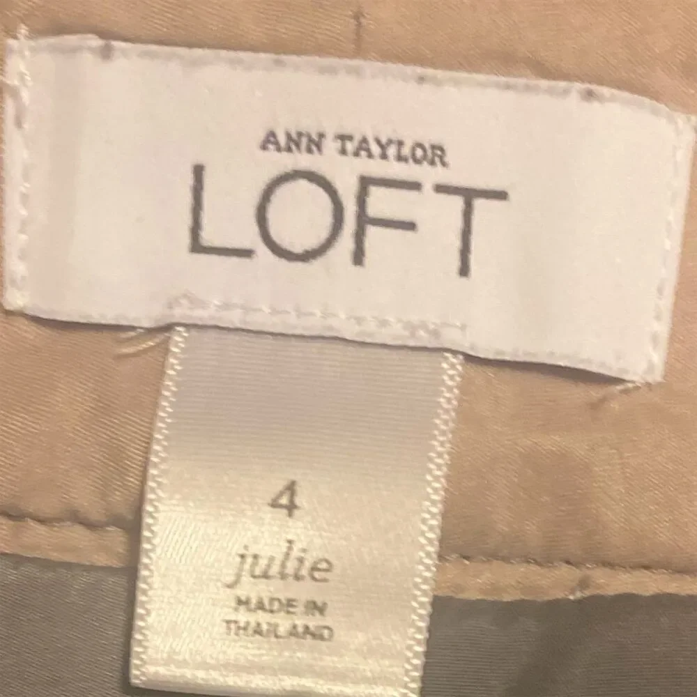 Ann Taylor Loft julie Women's Flared Pants Size 4 Gray sparkly Classic Fit - Picture 3 of 10